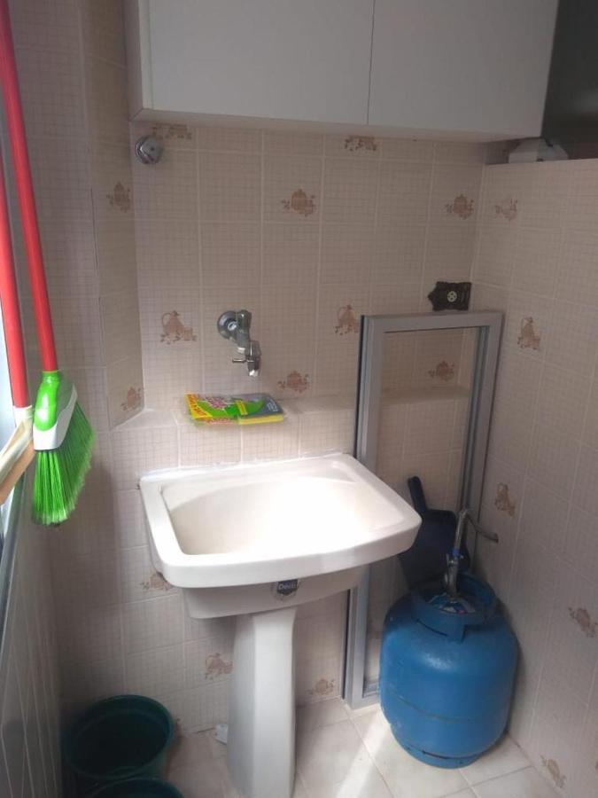 Apto 50m Da Praia - Residencial Flamar - - Praia Grande *